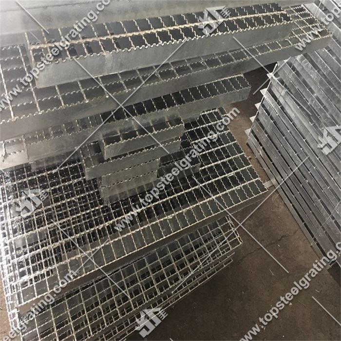 Serrated Metal Grating